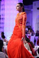Model walk the ramp for Gaurav Gupta show at PCJ Delhi Couture Week on 9th Aug 2012 (174).JPG