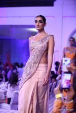 Model walk the ramp for Gaurav Gupta show at PCJ Delhi Couture Week on 9th Aug 2012 (178).JPG