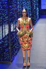 Model walk the ramp for Manish Arora show at PCJ Delhi Couture Week Day 3 on 10th Aug 2012 (39).JPG