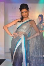 Model walks for Manali Jagtap Show at Global Magazine- Sultan Ahmed tribute fashion show on 15th Aug 2012 (239).JPG