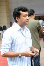  at Ashok Mehta_s funeral in Mumbai on 17th Aug 2012  (13).jpg