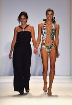 Model walks the ramp for Mercedez Benz swim fashion week on 15th Aug 2012 (188).JPG
