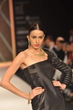 Model walks the ramp for Anand Shah Show at IIJW Day 3 on 21st Aug 2012 (7).JPG