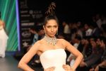 Model walks the ramp for KGK Entice Pvt.Ltd Show at IIJW Day 4 on 22nd Aug 2012 (158).JPG
