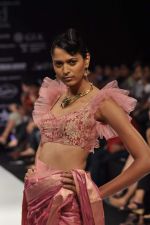 Model walks the ramp for Raksha Show at IIJW Day 4 on 22nd Aug 2012 (21).JPG