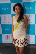 Surily Goel at the launch of new collection in 212 on 22nd Aug 2012 (192).JPG