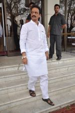  pay tribute to Reitesh Deshmukh_s father Vilasrao Deshmukh in NCPA on 31st Aug 2012 (27).JPG