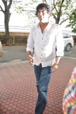Chunky Pandey pay tribute to Reitesh Deshmukh_s father Vilasrao Deshmukh in NCPA on 31st Aug 2012 (10).JPG