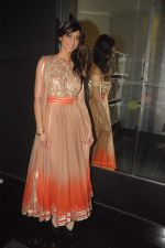 Ileana D_Cruz on the sets of Indian Idol in Filmcity, Mumbai on 31st Aug 2012 (122).JPG