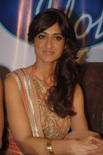 Ileana D_Cruz on the sets of Indian Idol in Filmcity, Mumbai on 31st Aug 2012 (135).JPG