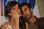 Ranbir Kapoor, Ileana D_Cruz on the sets of Indian Idol in Filmcity, Mumbai on 31st Aug 2012 (147).JPG