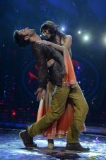 Ranbir Kapoor at Indian Idol grand finale in Mumbai on 1st Sept 2012 (24).JPG