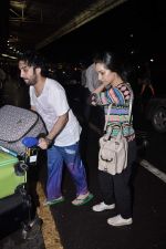 Shraddha Kapoor leaves for Cape Town to shoot her new movie in Mumbai Airport on 4th Sept 2012 (21).JPG