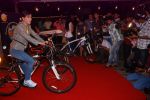 Mary Kom at Godrej Eon cycling event in Tote, Mumbai on 5th Sept 2012 (16).JPG