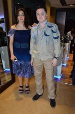 Gautam Singhania at Poonam Soni_s Platinum collection in Breach Candy on 6th Sept 2012 (111).JPG