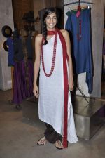 Anushka Manchanda at Payal Khandwala_s collection launch in Good Earth on 8th Sept 2012 (83).JPG