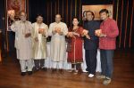 Anup Jalota, Nihaarika Sinha at the music album launch of Nihaarika Sinha_s new devotional album on 11th Sept 2012 (10).JPG