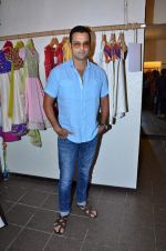 Rohit Roy at Nee & Oink launch their festive kidswear collection at the Autumn Tea Party at Chamomile in Palladium, Mumbai ON 11th Sept 2012 (89).JPG