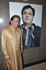Anup Jalota at Kripa Karo Bhagwan album launch in sa re gama office on 12th Sept 2012 (100).JPG