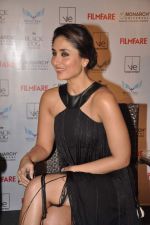 Kareena Kapoor launches September issue of Filmfare in Mumbai on 12th Sept 2012 (30).JPG