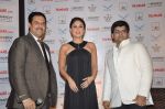 Kareena Kapoor launches September issue of Filmfare in Mumbai on 12th Sept 2012 (62).JPG