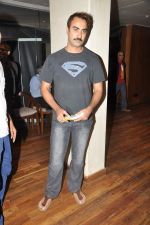 Ranvir Shorey at Minty Tejpal_s book launch in Le Mangii on 12th Sept 2012 (27).JPG