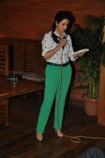 Tisca Chopra at Minty Tejpal_s book launch in Le Mangii on 12th Sept 2012 (20).JPG