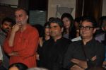 Vinay Pathak, Vishal Bharadwaj at Minty Tejpal_s book launch in Le Mangii on 12th Sept 2012 (40).JPG