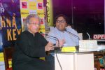 Anil Dharker at Ashwin Sanghi book launch in Crossword, Mumbai on 13th Sept 2012 (5).JPG
