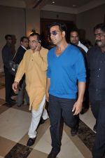 Akshay Kumar and Paresh Rawal snapped in J W Marriott, Mumbai on 14th Sept 2012 (23).JPG