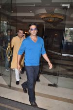 Akshay Kumar and Paresh Rawal snapped in J W Marriott, Mumbai on 14th Sept 2012 (26).JPG