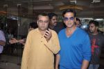 Akshay Kumar and Paresh Rawal snapped in J W Marriott, Mumbai on 14th Sept 2012 (29).JPG