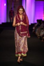Model walk the ramp for Meera Muzaffar Ali show at Aamby Valley India Bridal Fashion Week 2012 in Mumbai on 14th Sept 2012  (98).JPG