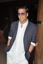 Akshay Kumar launches Oh My God trailor in a trade magazine cover in Novotel, Mumbai on  16th Sept 2012 (11).JPG
