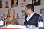 Chetan Bhagat at Giant Awards in Mumbai on 17th Sept 2012 (45).JPG