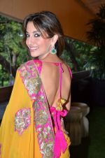 Perizaad Zorabian at Sahchari Foundation hosts Design One preview in Mumbai on 17th Sept 2012 (167).JPG