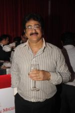 Sandeep Marwah at VI John with Mahou San Miguel bash in Mumbai on 15th Sept 2012.JPG