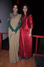 Sridevi snapped in Sabyasachi Dress on the sets of KBC on 18th Sept 2012 (11).JPG