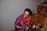 Govinda at Ganpati celebrations in Mumbai on 19th Sept 2012 (37).JPG