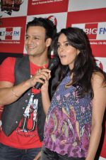 Vivek Oberoi and Mallika Sherawat promotes BIG Green Ganesha 2012 campaign by 92.7 BIG FM at BIG FM studio, Andheri West, Mumbai on 21st Sept 2012 (18).JPG