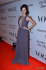Evelyn Sharma at Vogue_s 5th Anniversary bash in Trident, Mumbai on 22nd Sept 2012 (215).JPG