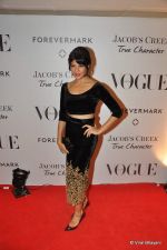 Jacqueline Fernandez at Vogue_s 5th Anniversary bash in Trident, Mumbai on 22nd Sept 2012 (32).JPG