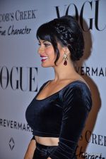 Jacqueline Fernandez at Vogue_s 5th Anniversary bash in Trident, Mumbai on 22nd Sept 2012 (33).JPG