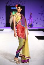 Model walk the ramp for Designer Nida Mahmood at Blenders Pride Fashion Tour Kolkata Day 1 on 22nd Sept 2012 (12).JPG