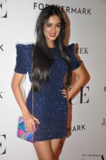 Sonal Chauhan at Vogue_s 5th Anniversary bash in Trident, Mumbai on 22nd Sept 2012 (18).JPG