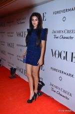 Sonal Chauhan at Vogue_s 5th Anniversary bash in Trident, Mumbai on 22nd Sept 2012 (98).JPG