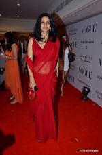at Vogue_s 5th Anniversary bash in Trident, Mumbai on 22nd Sept 2012 (254).JPG