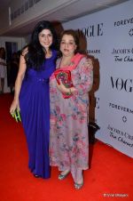 at Vogue_s 5th Anniversary bash in Trident, Mumbai on 22nd Sept 2012 (69).JPG