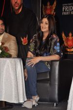 Shilpa Shetty at SFL press meet in Novotel, Mumbai on 23rd Sept 2012 (5).JPG