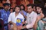 Himesh Reshammiya with Sur Shetra team at Ganesh Mandal in Lower Parel, Mumbai on 25th Sept 2012 (27).JPG